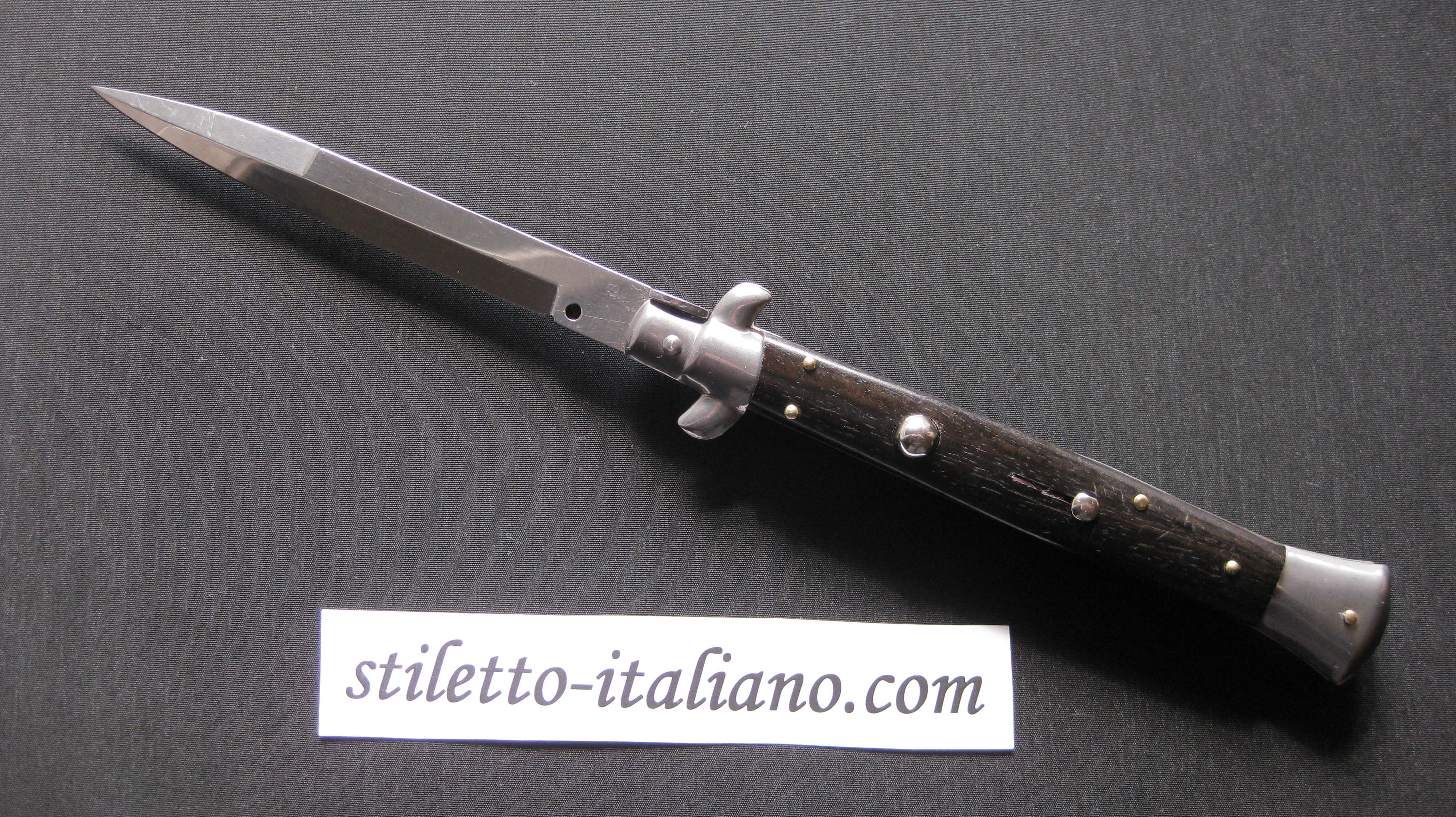 Stiletto 11 Bayonet stiletto Ebony wood Frank Beltrame
