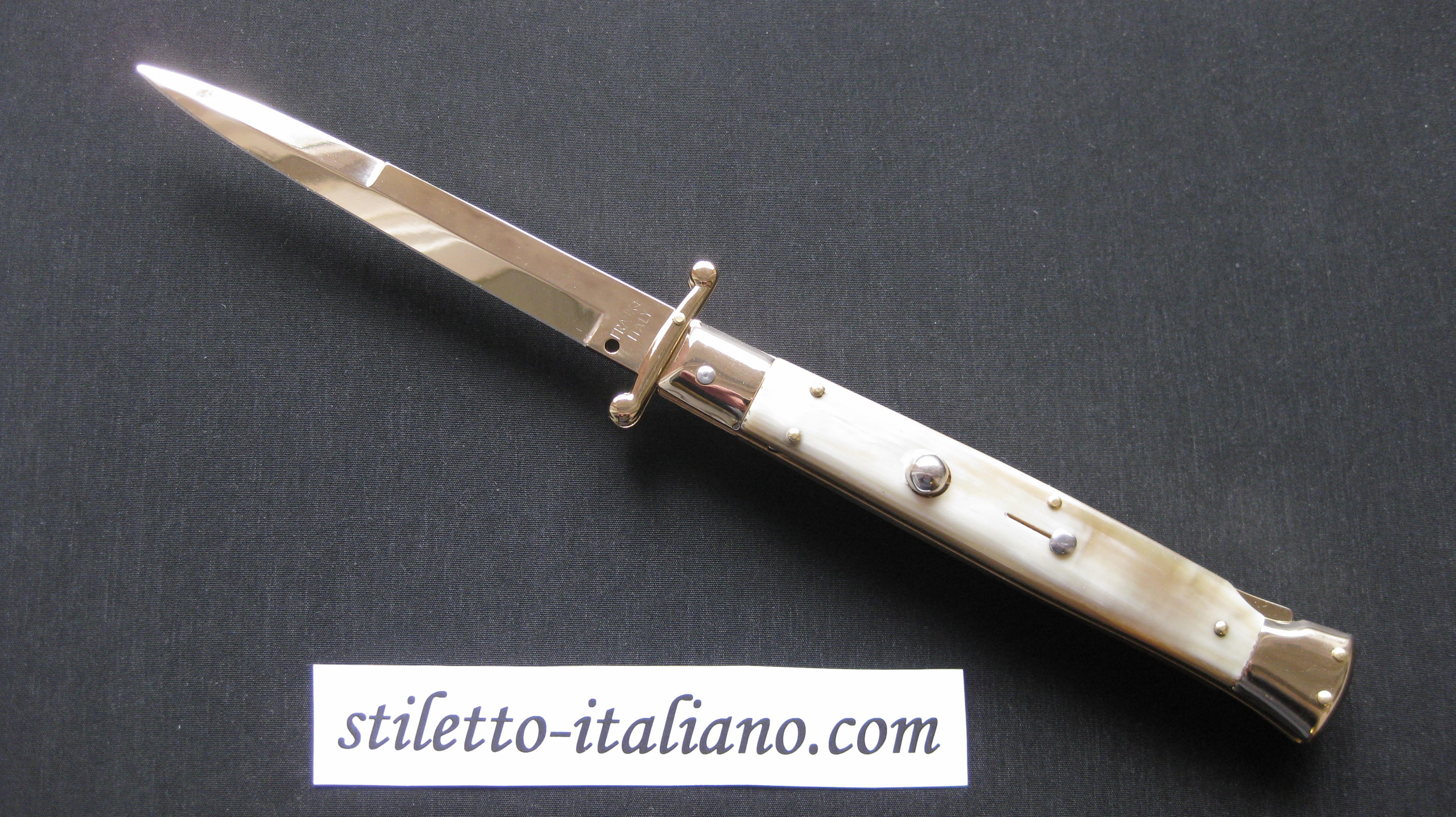 Stiletto 11 Swinguard Bayonet Blond horn 24K Gold plated Frank Beltrame