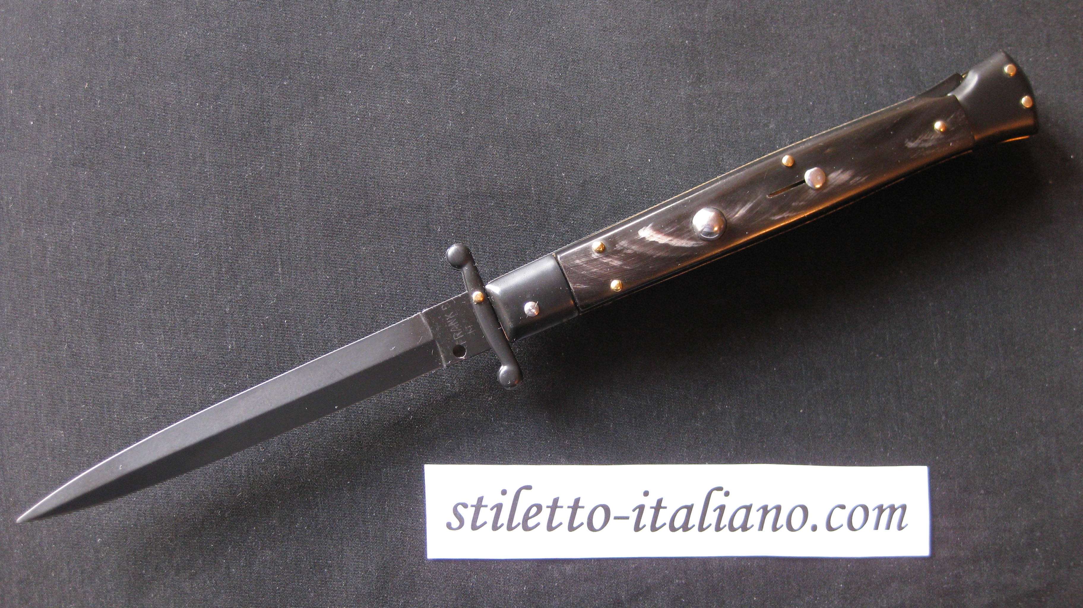 Stiletto 11 Swinguard Dagger Buffalo horn Tactical Frank Beltrame