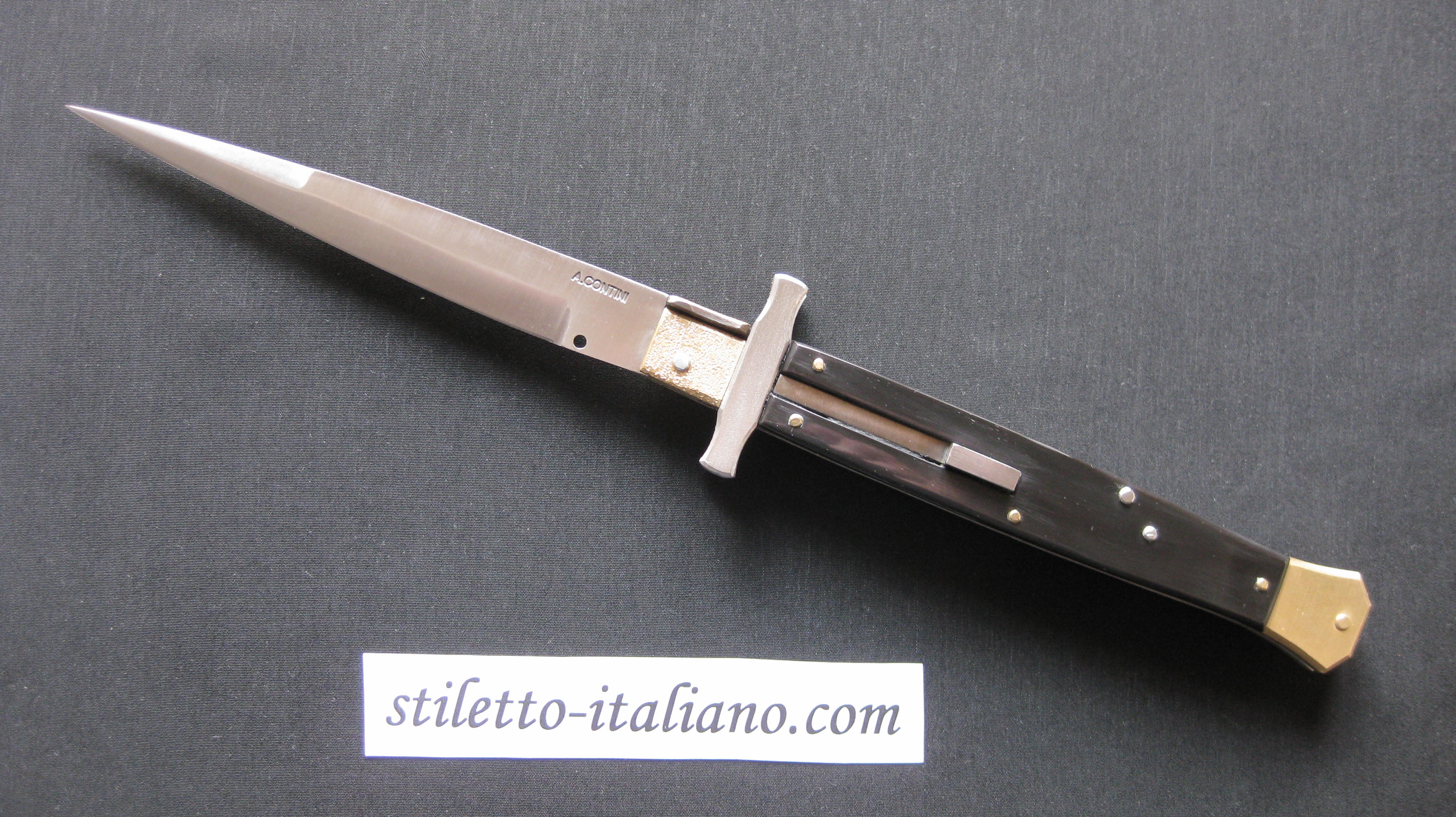 Stiletto 13 Bayonet Buffalo Horn Antonio Contini
