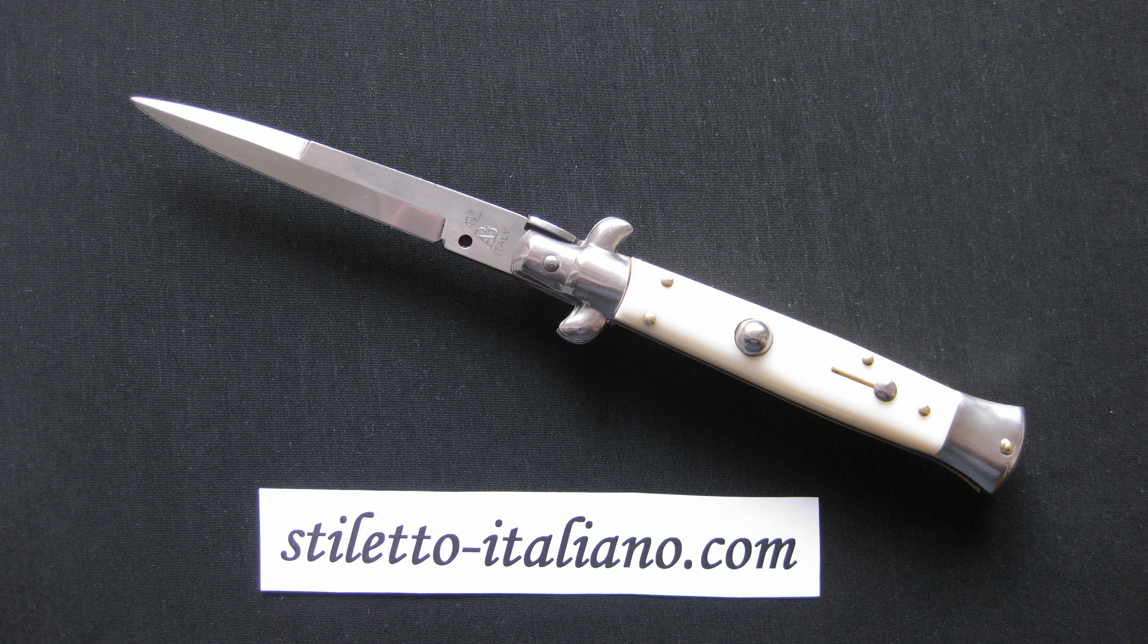 Stiletto 9 Bayonet stiletto Imitation Ivory Armando Beltrame