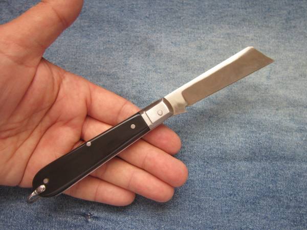 Традиционный нож из Италии, Mozzetta knife